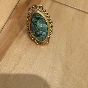 Vintage Gold and Green Stone Women's Ring